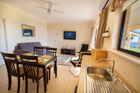 Pelican Perch Retreat - Accommodation VIC 5
