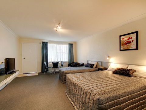 Tamar River Villas - Accommodation VIC 2