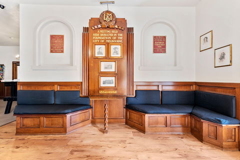 The Cornwall Historic Hotel - Accommodation VIC 3