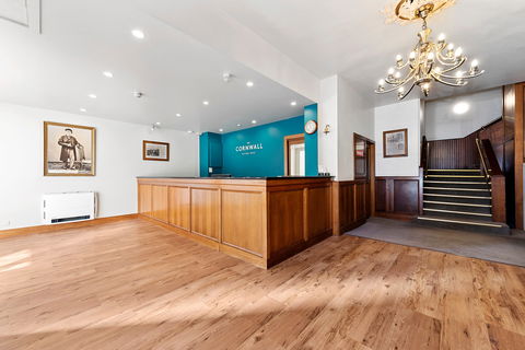 The Cornwall Historic Hotel - Accommodation VIC 4