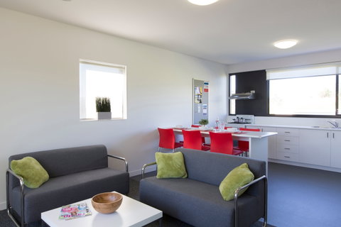 Western Sydney University Village Campbelltown - Accommodation VIC 2