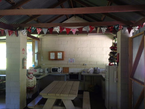 Yackandandah Holiday Park - Accommodation VIC 2