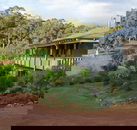 Blue House Bed and Breakfast - Accommodation VIC
