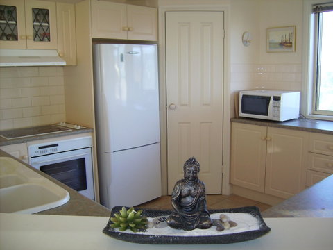 Century 21 SouthCoast: Hayman - Accommodation VIC 3