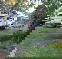 Country Style Caravan Park - Accommodation VIC