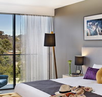 East Hotel  Apartments - Accommodation VIC