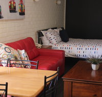 Esk Wivenhoe Motor Inn - Accommodation VIC