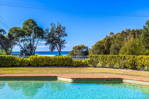Fathoms 8 - Accommodation VIC 1