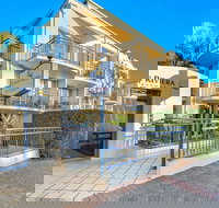 Golden Riviera Beach Resort - Accommodation VIC