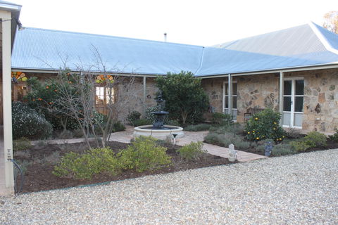 L'Oliveraie - Accommodation VIC 7