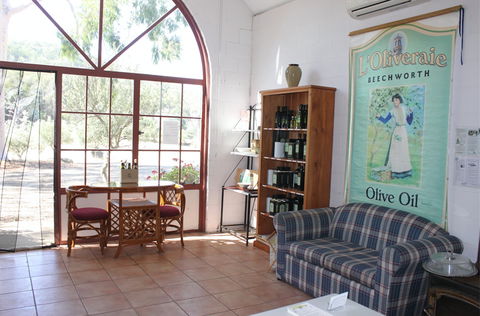 L'Oliveraie - Accommodation VIC 8