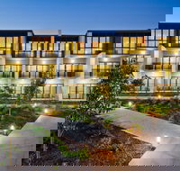 Quality Hotel Taylors Lakes - Accommodation VIC