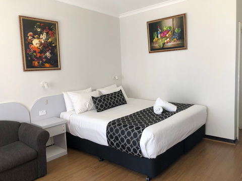 Queanbeyan Motel - Accommodation VIC 5