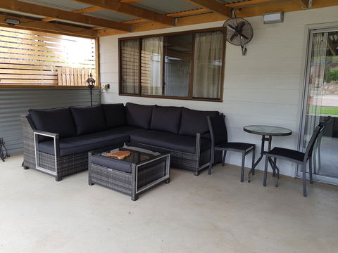 Sunset Sippers - Accommodation VIC 1