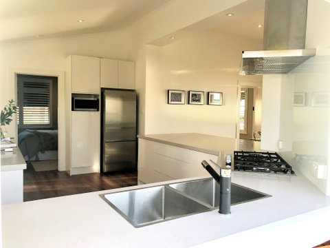 The Admiral Riverside - Accommodation VIC 4