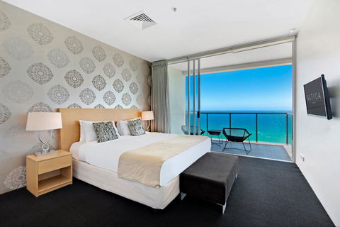 ULTIQA Air On Broadbeach - Accommodation VIC 2