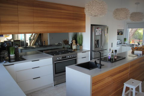Waikiki - Beachfront Smiths Beach - Accommodation VIC 2
