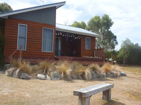 Yakkalla Holiday Cottage - Accommodation VIC 0