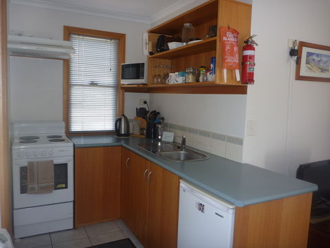 Yakkalla Holiday Cottage - Accommodation VIC 4