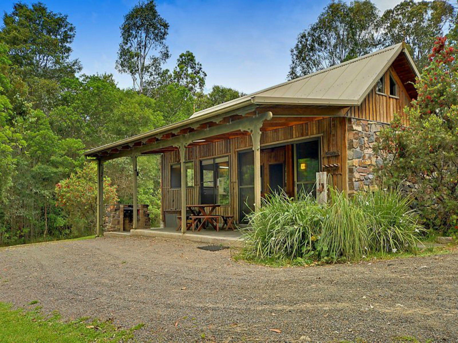  Accommodation VIC