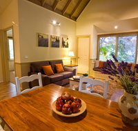 Autumn Abode Cottages - Accommodation VIC