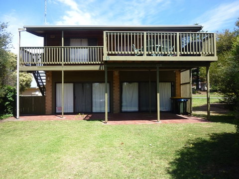 Cedar House - Accommodation VIC 0