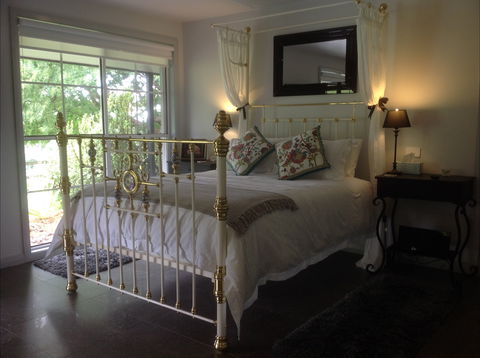 Cedar Grove - Accommodation VIC 2