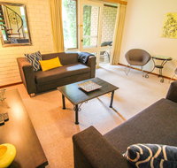 Cedar Holiday Units - Accommodation VIC
