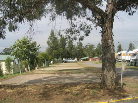 Country Acres Caravan Park - Accommodation VIC 0