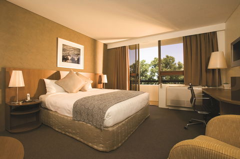 Hotel Urban St Leonards - Accommodation VIC 1
