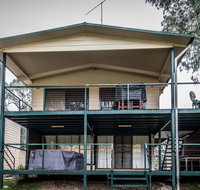 Page Drive Blanchetown  -River Shack Rentals - Accommodation VIC