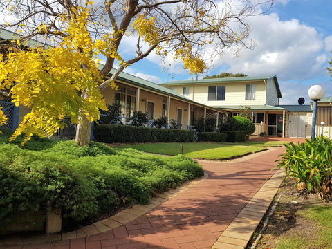 Park Avenue Holiday Units - Accommodation VIC 0