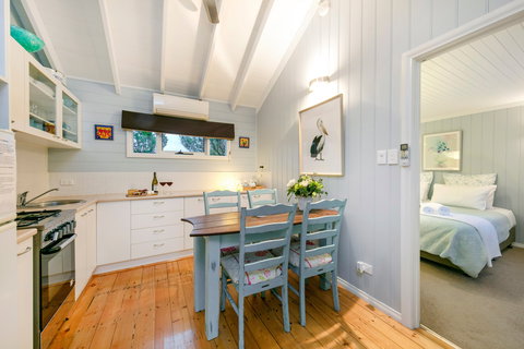 Blue Moon Cottages - Accommodation VIC 1