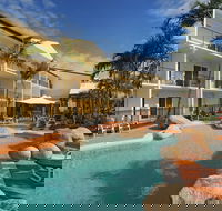 Cairns Queenslander Hotel and Apartments - Accommodation VIC