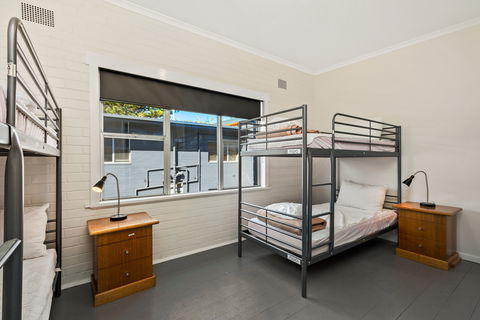 North Pier Hotel - Accommodation VIC 1
