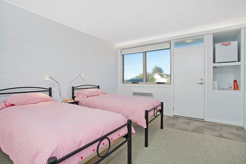 Peterborough House & Motel - Accommodation VIC 2