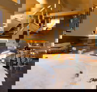 The Edge Villa - Hunter Valley Luxury Escape - Accommodation VIC