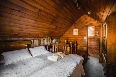 The Boiling Billy Barn - Accommodation VIC 1