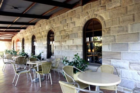 The Hermitage Campbelltown - Accommodation VIC 1