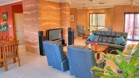 Gladstone Earth And Sea - Accommodation VIC 0