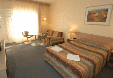 Best Western Hospitality Inn Kalgoorlie - Accommodation VIC 1