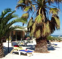 Tradewinds Seafront Apartments - Accommodation VIC