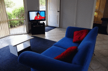 Pelicans Holiday Village - Accommodation VIC 3