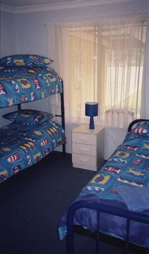 JJ's Holiday Cottages - Butler Street - Accommodation VIC 4