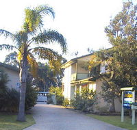 Avalon Holiday Units - Accommodation VIC