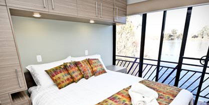 Aaah Willandra Houseboats - Accommodation VIC 1