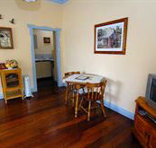My Place Colonial Accommodation - Accommodation VIC