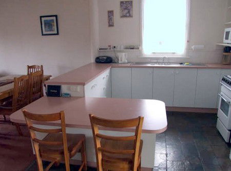 Ocean Pines Holiday Apartments - Accommodation VIC 2