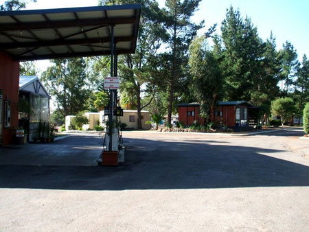 Warren Way Caravan Park - Accommodation VIC 0