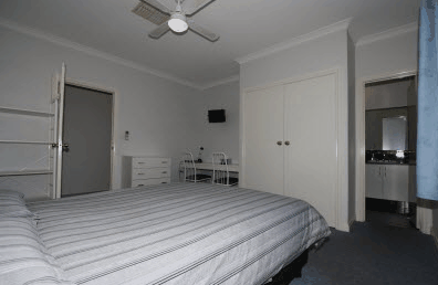 Barb's Place - Accommodation VIC 3